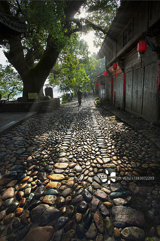 古镇晨光图片素材