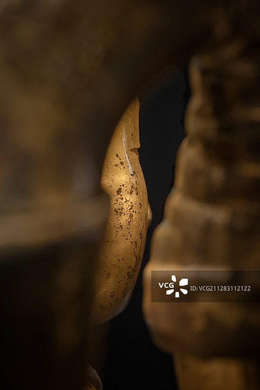 长信宫灯，西汉，国家一级文物，河北满城汉墓出土，河北博物院藏图片素材