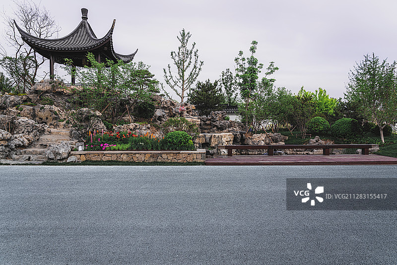 中式建筑与道路图片素材