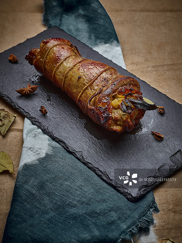 烤牛腹肉肥牛卷图片素材