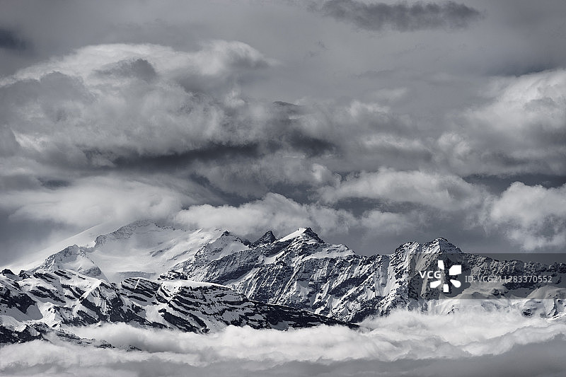 瑞士雪山风光图片素材
