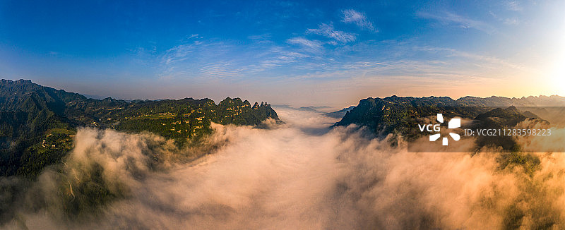 武陵山绵延了渝鄂湘黔4省市，武陵山脉覆盖的地区称武陵山区。图片素材