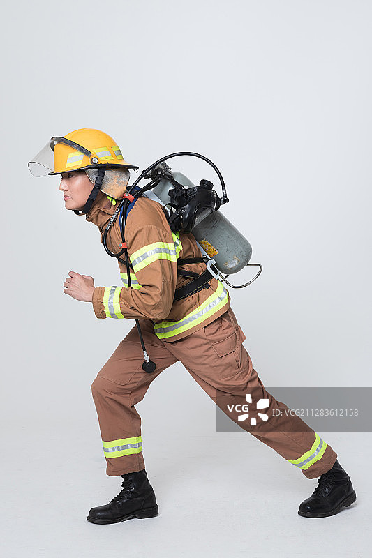 亚洲男女消防员的肖像 429图片素材