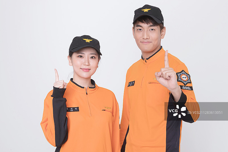 亚洲男女消防员肖像129图片素材
