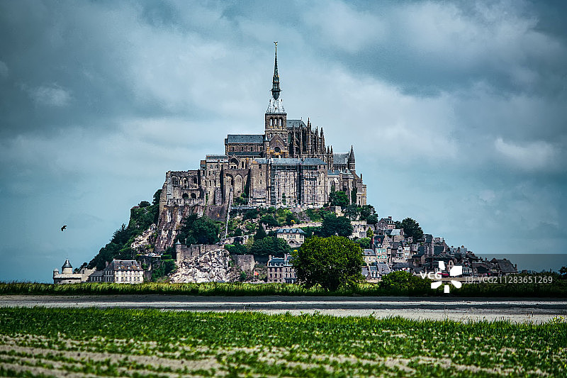 圣米歇尔教堂图片素材