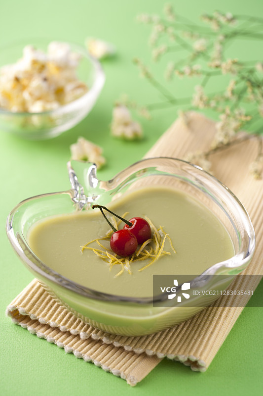 美食绿茶抹茶布丁果冻图片素材