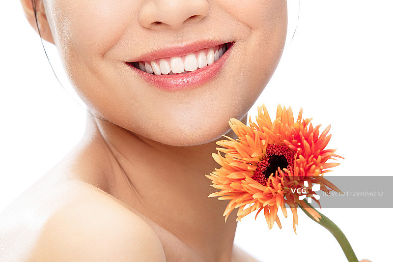 弗朗花和青年女人的嘴部特写图片素材
