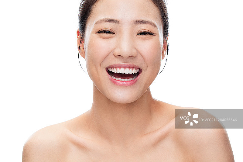 洋溢着自信笑容的青年女人图片素材