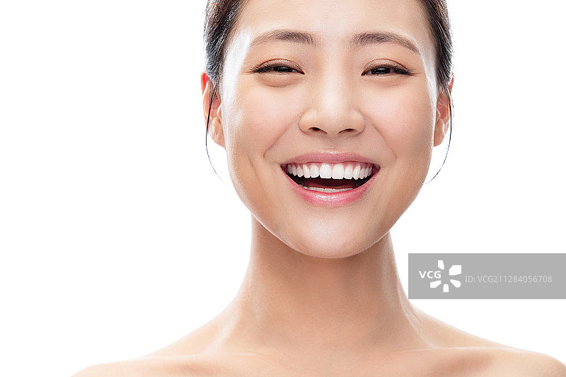 洋溢着自信笑容的青年女人图片素材
