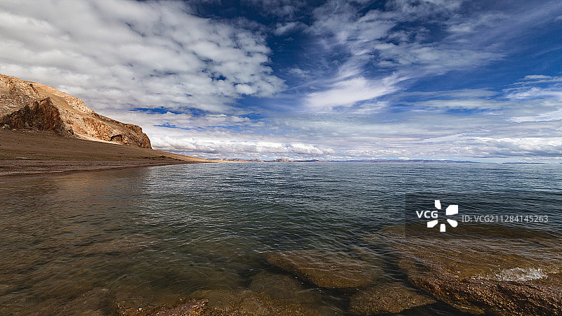《威光映复的魔鬼湖》色林错位于西藏那曲是中国第三大咸水湖。图片素材