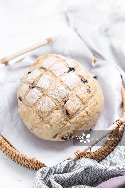 一个干果坚果面包图片素材