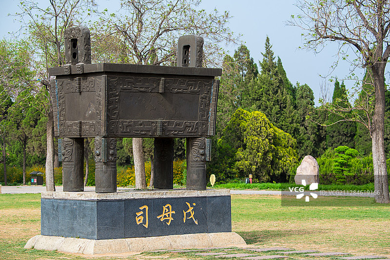 青铜器司母戊鼎图片素材