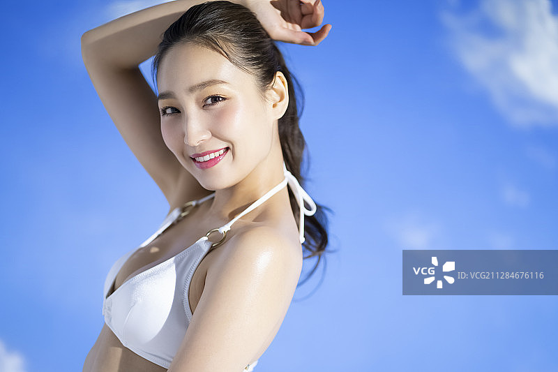 泳装女性肖像图片素材