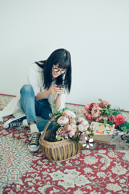 花生女性肖像图片素材
