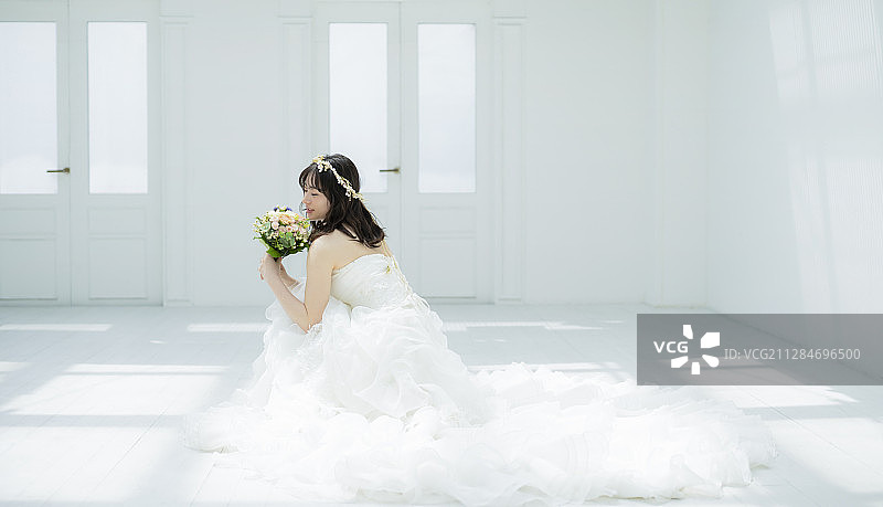 女性婚姻新娘形象图片素材