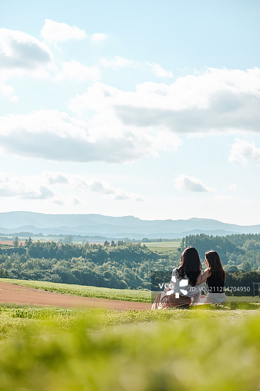 女性旅途自然风光图片素材