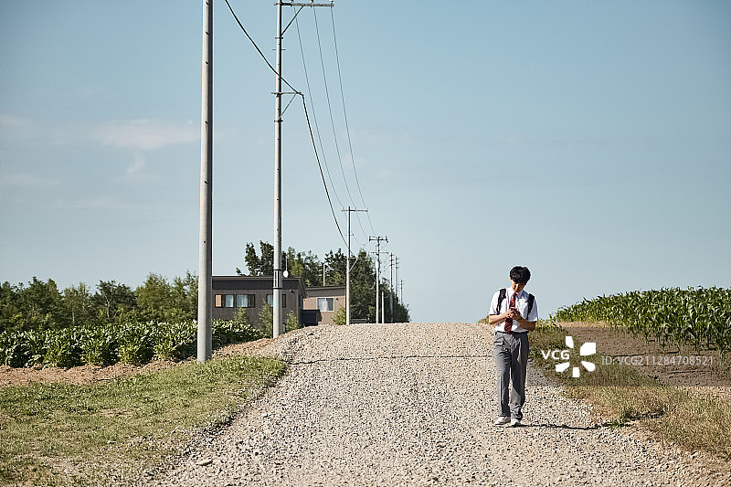 上学的高中生图片素材