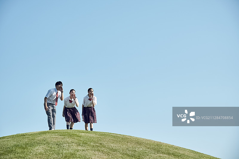 高中生青春剪影图片素材