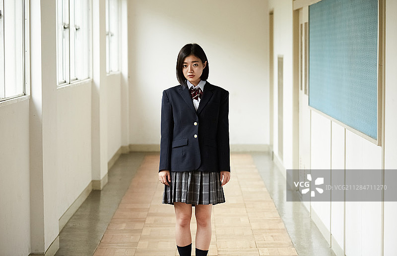 高中学生的校园生活图片素材