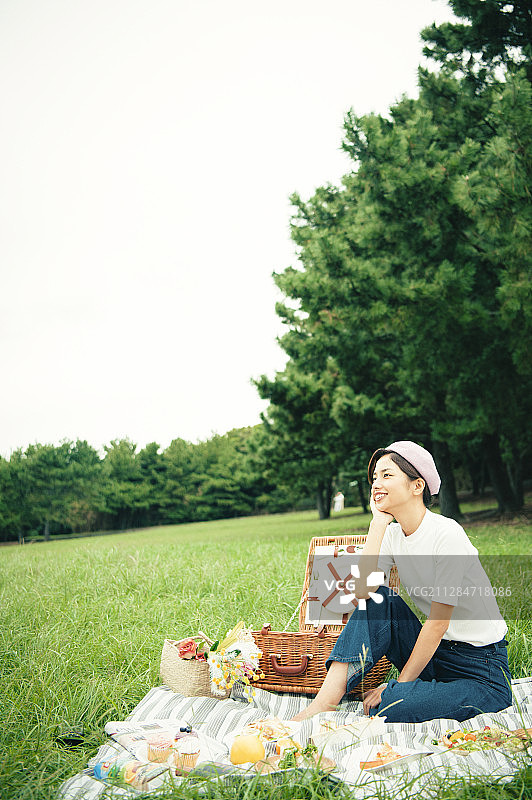 野餐女士图片素材