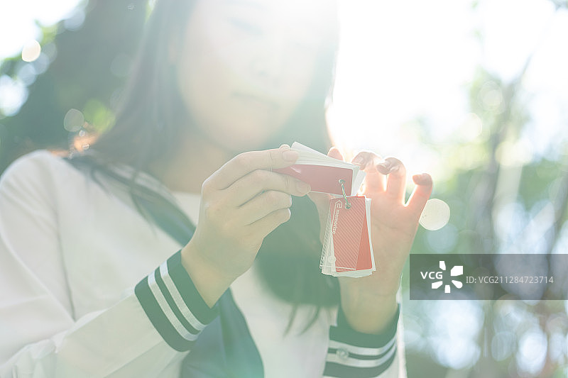 高中女学生学习场景图片素材