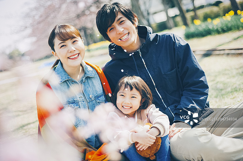 樱花春季亲子图片素材