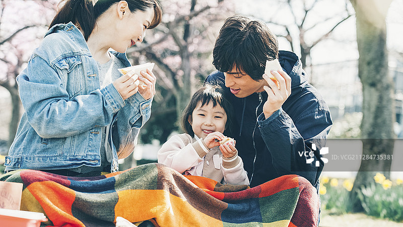 樱花春季亲子图片素材