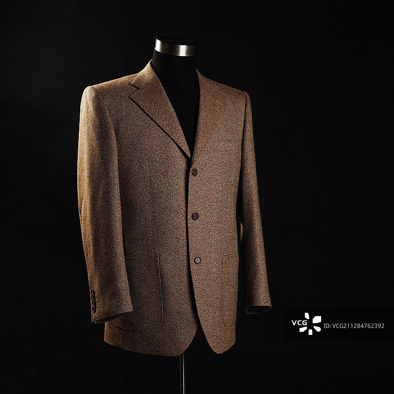服装高级定制男士西装图片素材