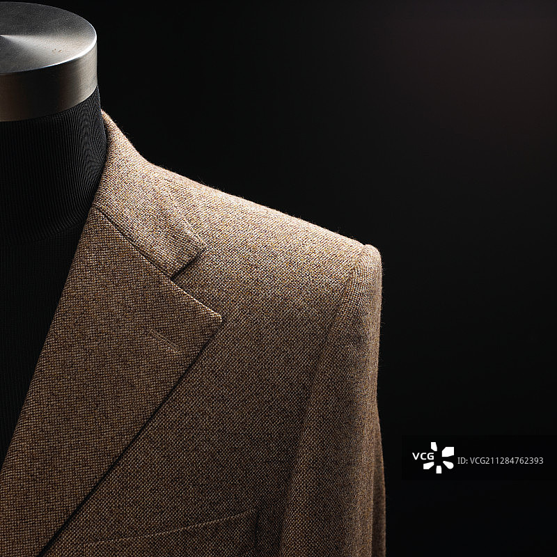 服装高级定制男士西装图片素材