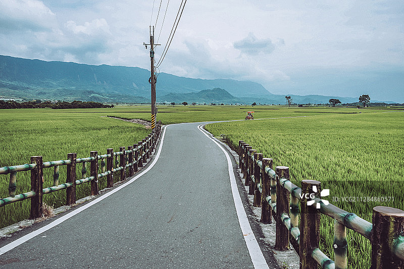中国台湾池上乡伯朗大道图片素材