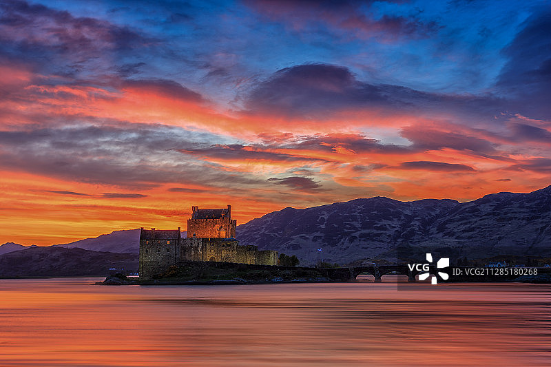 艾琳多南城堡火烧云 Eilean Donan Castle图片素材