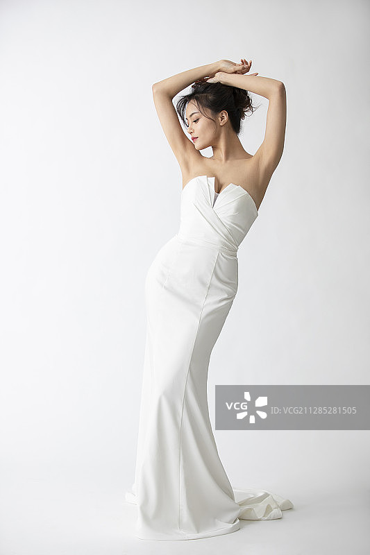 漂亮的年轻女士图片素材