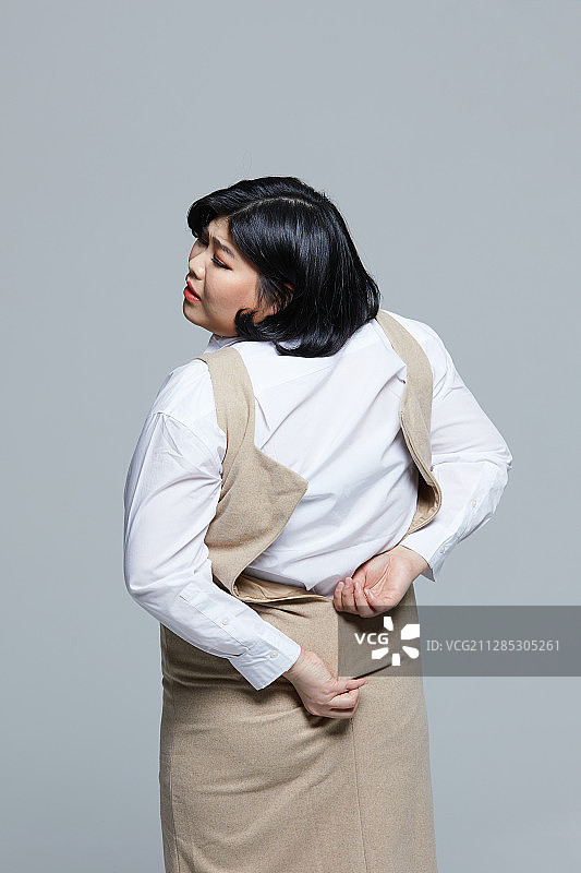 肥胖、体形管理、疾病、不合身的衣服、着装图片素材