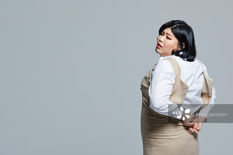 肥胖、体形管理、疾病、不合身的衣服、着装图片素材