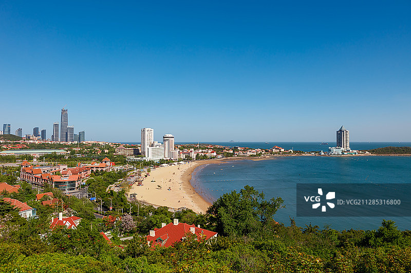 青岛汇泉湾初夏图片素材
