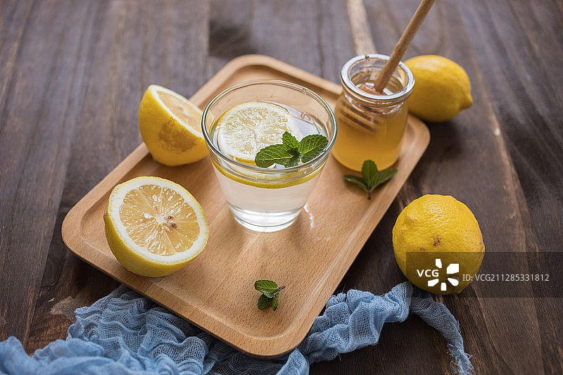 蜂蜜柠檬水图片素材