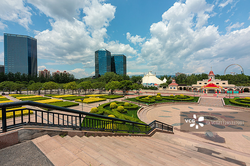 石景山游乐园休闲广场图片素材