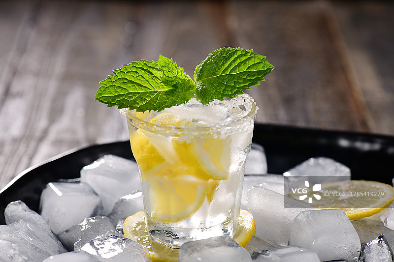 冰爽莫吉托图片素材