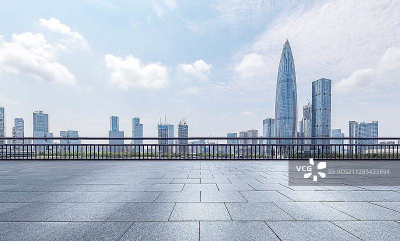 深圳湾市区中心全景都市风光城市天际线地面地板汽车广告背景图图片素材