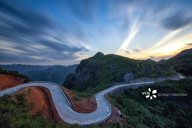 山间小路图片素材