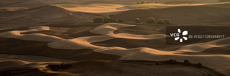 美国华盛顿州斯梯普托山州立公园日落航拍图片素材