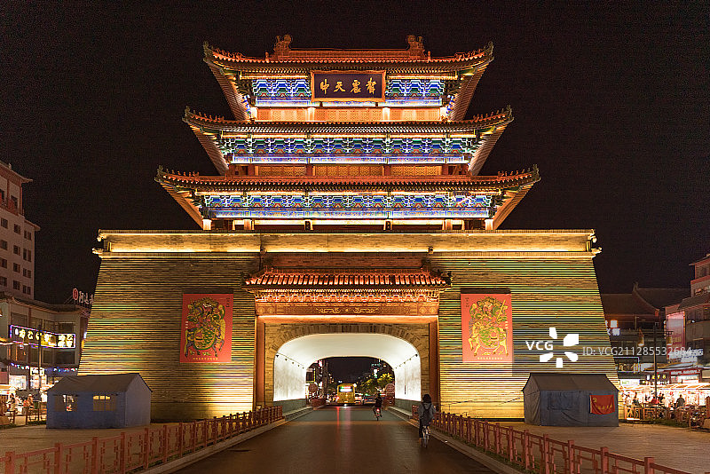 开封鼓楼夜市图片素材