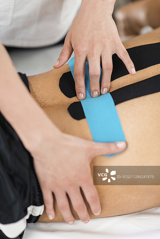 肌内效贴布应用图片素材