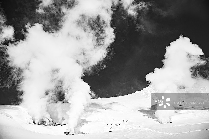 日本北海道的蒸汽山图片素材
