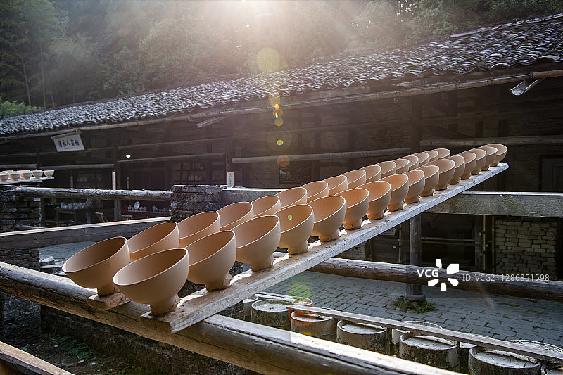 江西景德镇古窑民俗博览馆陶瓷民俗展示区图片素材