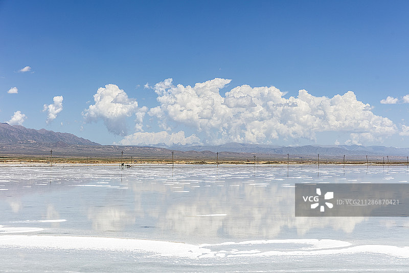 青海省乌兰县茶卡盐湖天空之境图片素材