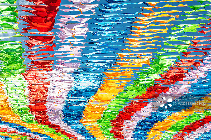 大量彩色经幡图片素材