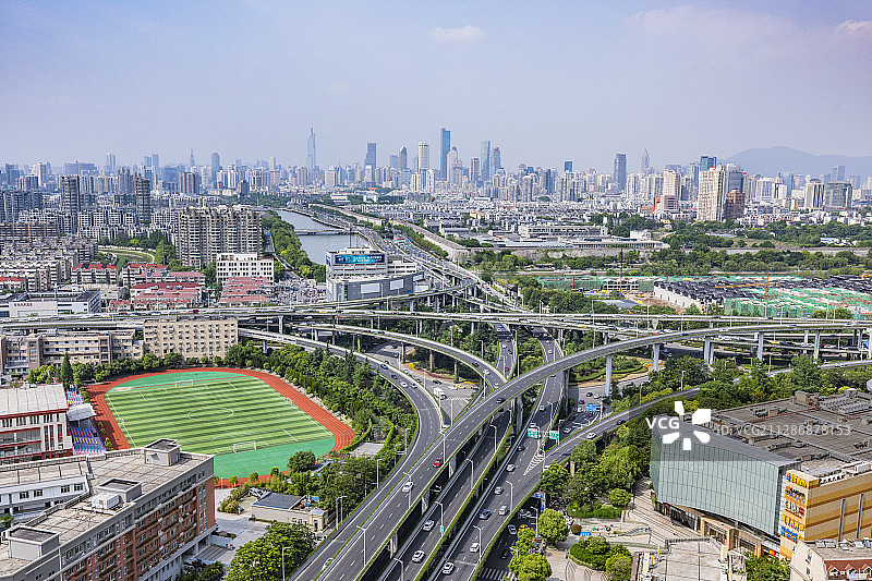 南京紫峰大厦城市车流高架桥全景图片素材
