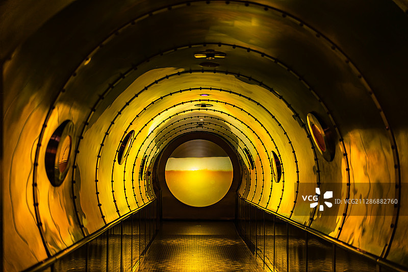 青岛啤酒博物馆隧道图片素材