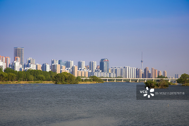 山东省临沂市北城新区春季风景图片素材